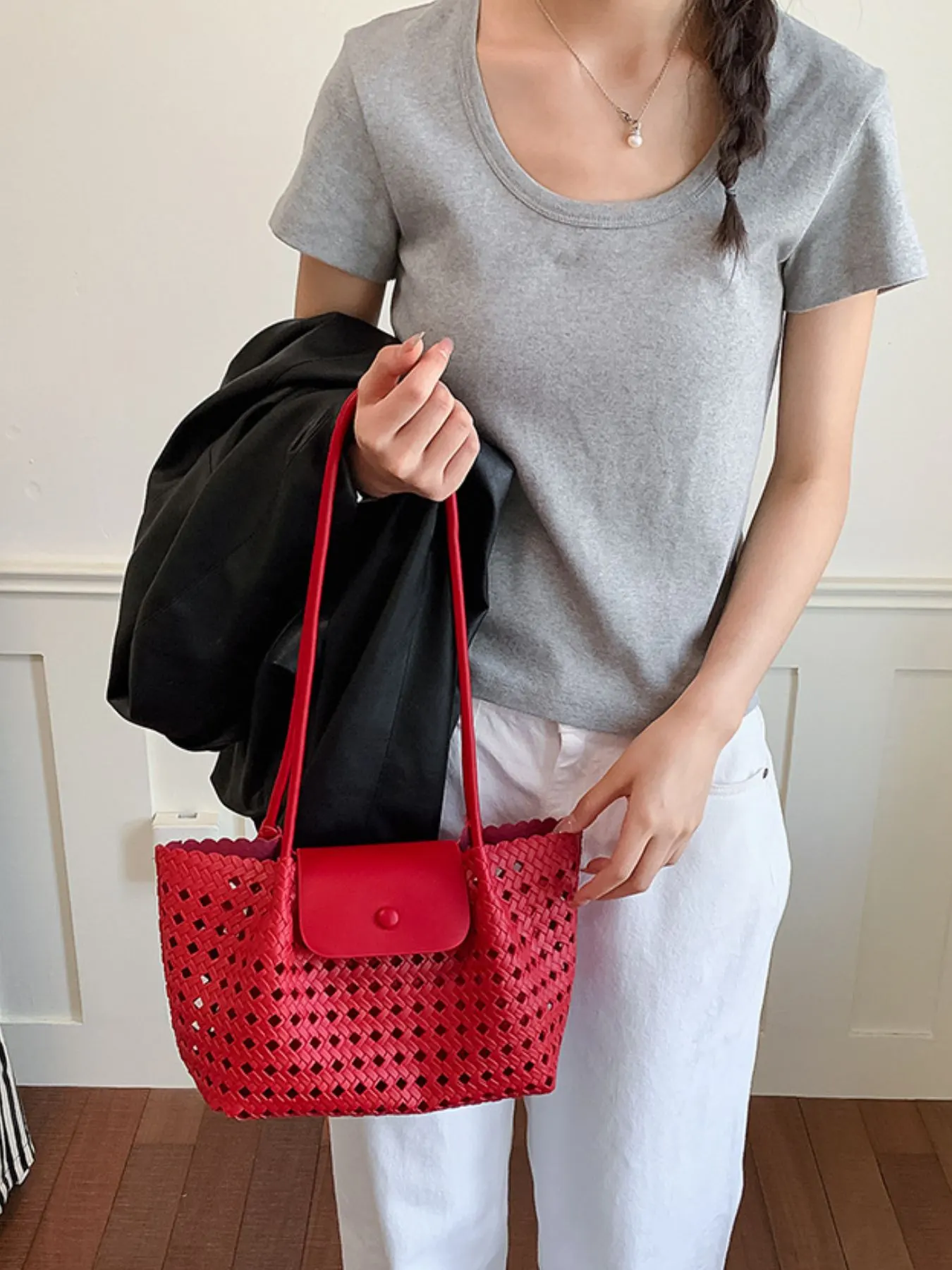 Hollow-Out Shoulder Bag