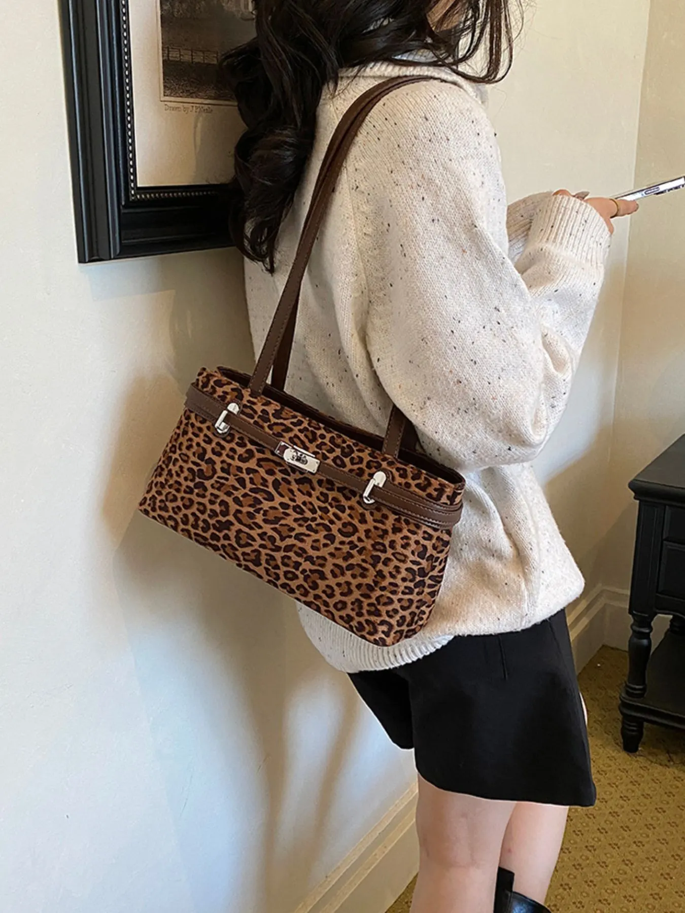 Leopard Decorative Lock Shoulder Bag